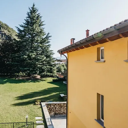 Antico Torchio 4* Dervio